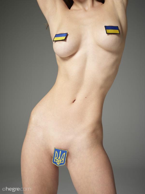 Анна Л слава на Украйна #35